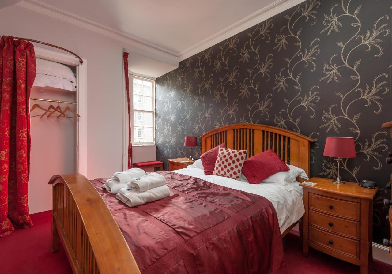 Appartamento Ladystairs 1 Royal Mile Edimburgo Esterno foto
