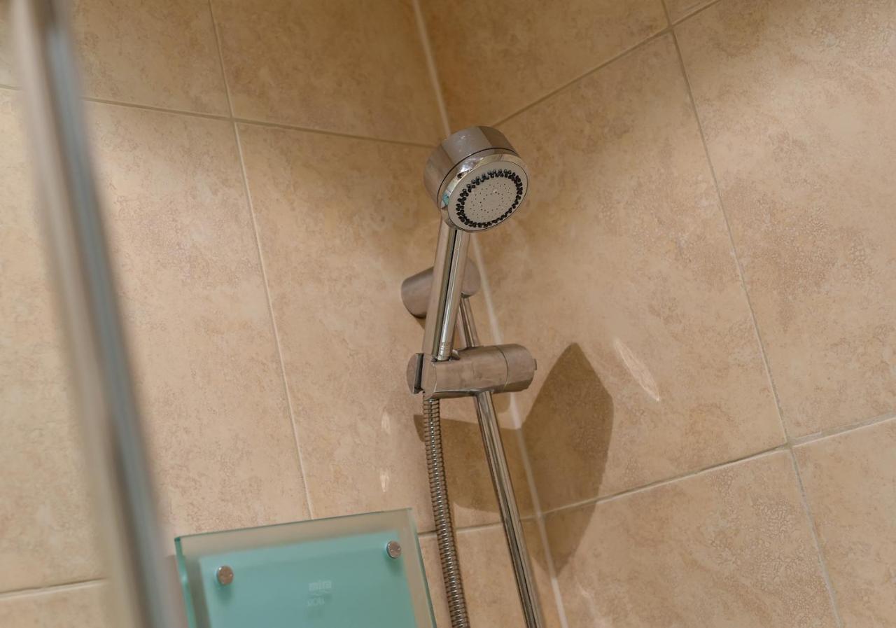 Appartamento Ladystairs 1 Royal Mile Edimburgo Esterno foto